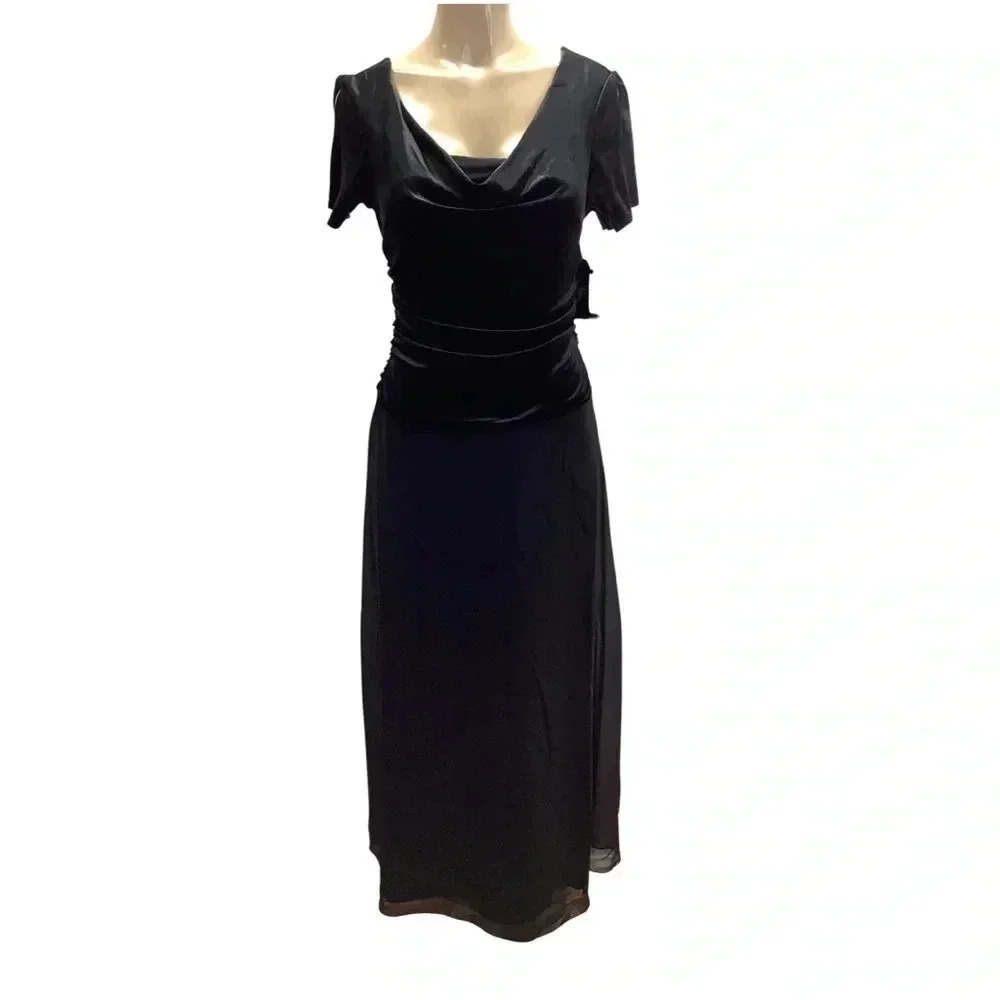 Alexa B Nites Size 8 Velvet Top W/ Sheer Lined Bottom Black Dress. New With Tag